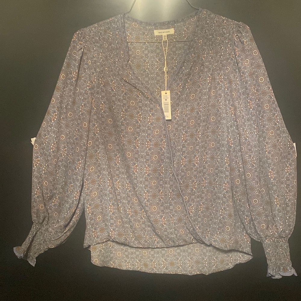 Max studio blue print wrap top size medium